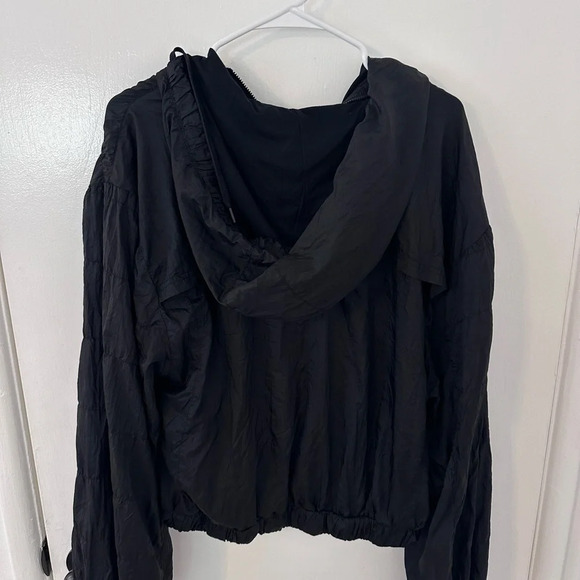 Free People Movement Black Windbreaker quarterzip Jacket - Picture 3 of 4
